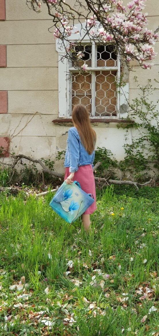 turquoise-blue-magnolia-hand-painted-bag-side2