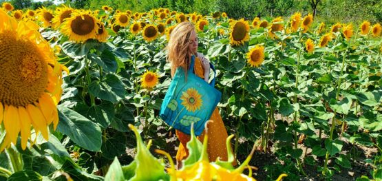 sunflower-hand-painted-bag-4